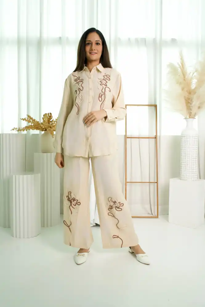 Anggun Urban Collection - Beigh Bloom two-piece